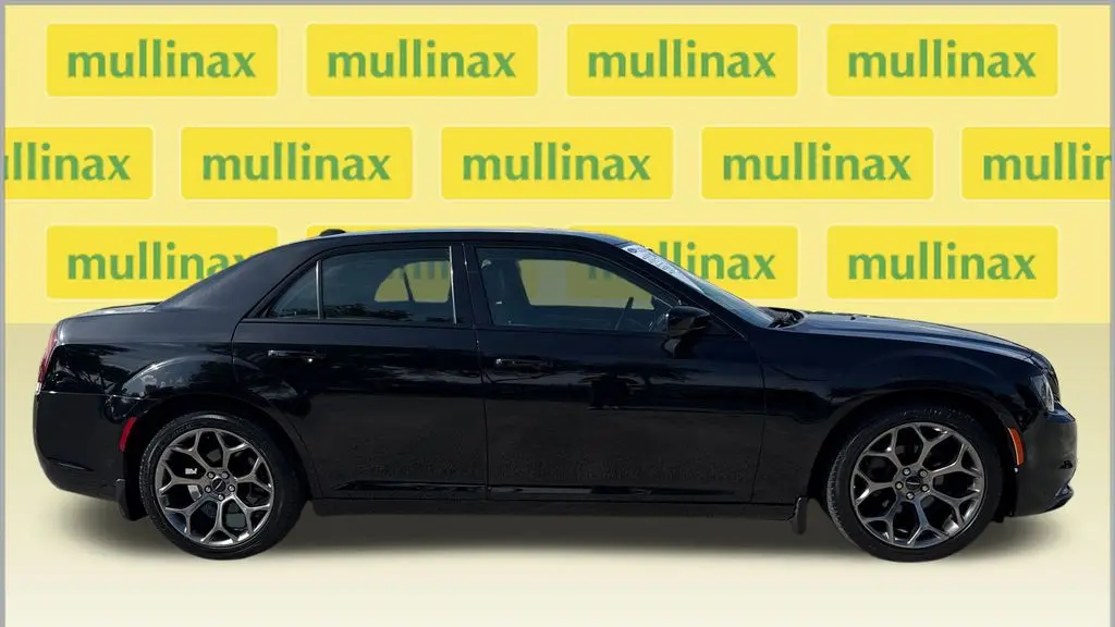 2018 Chrysler 300 Touring