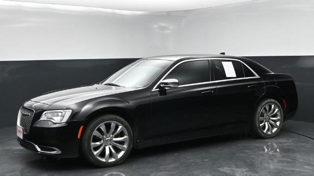 2019 Chrysler 300 Touring