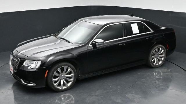 2019 Chrysler 300 Touring
