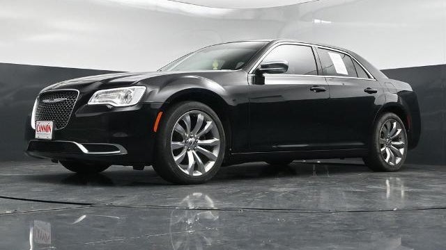 2019 Chrysler 300 Touring