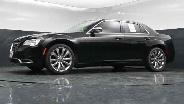 2019 Chrysler 300 Touring