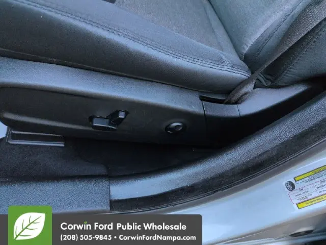 2019 Chrysler 300 - $15,980