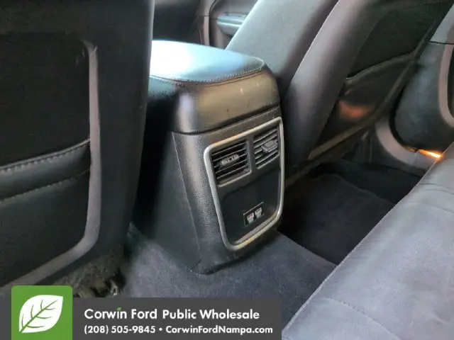 2019 Chrysler 300 - $15,980