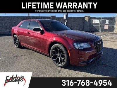 2019 Chrysler 300 Touring 4DR Sedan