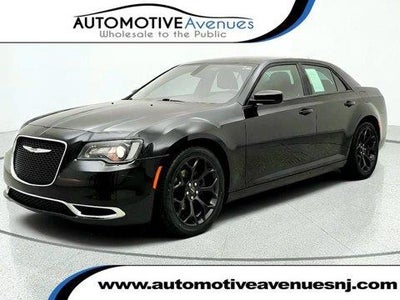 2020 Chrysler 300 Touring 4DR Sedan