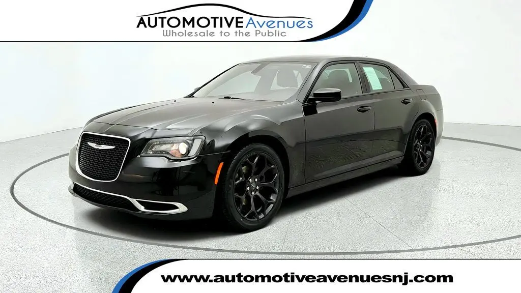 2020 Chrysler 300