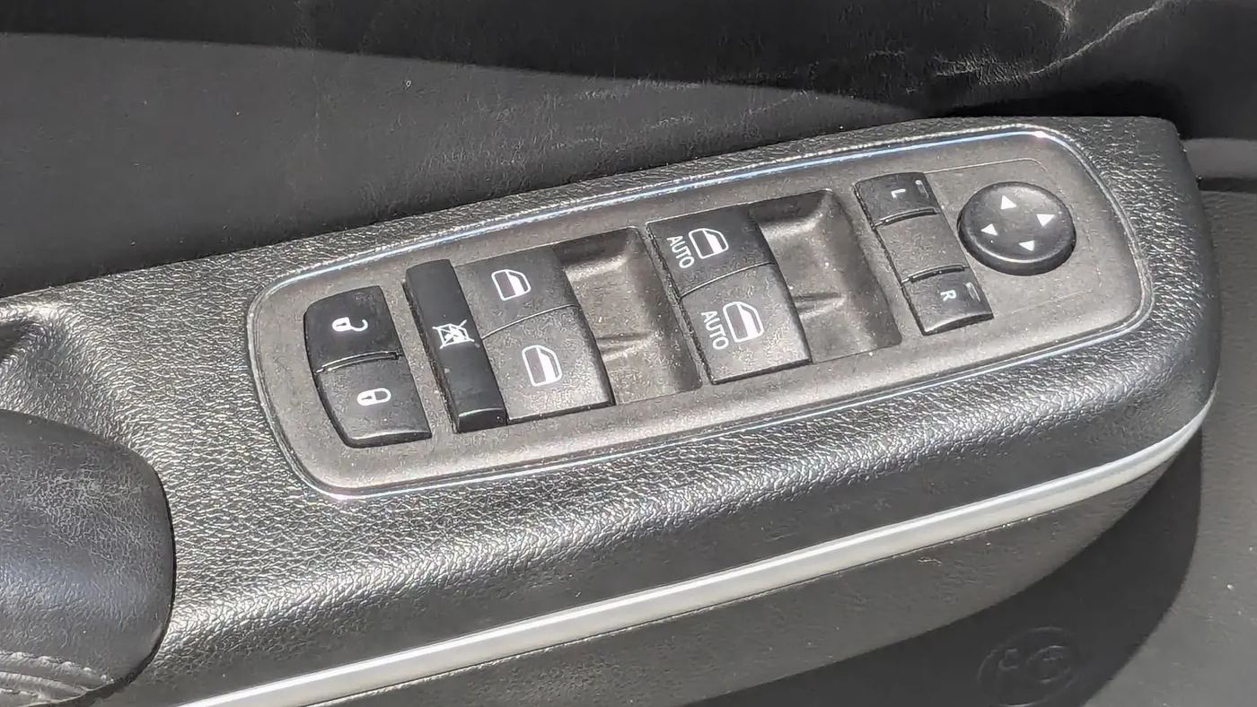2023 Chrysler 300 Touring