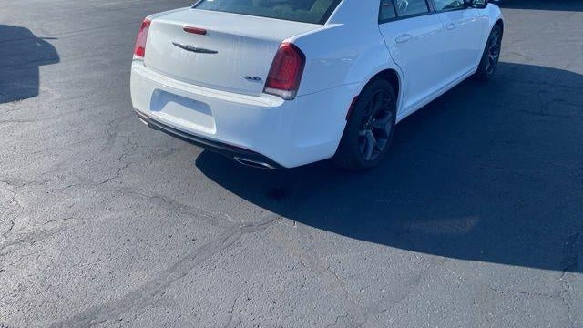 2023 Chrysler 300 Touring