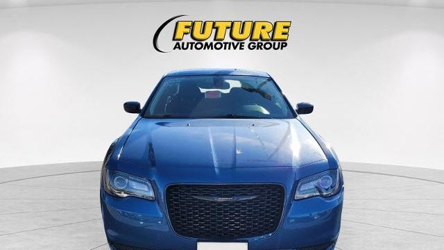 2020 Chrysler 300 Touring