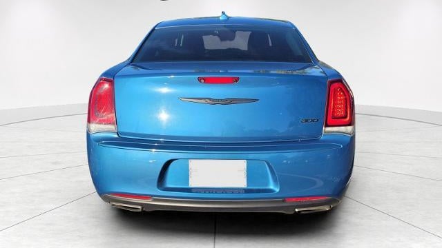 2020 Chrysler 300 Touring