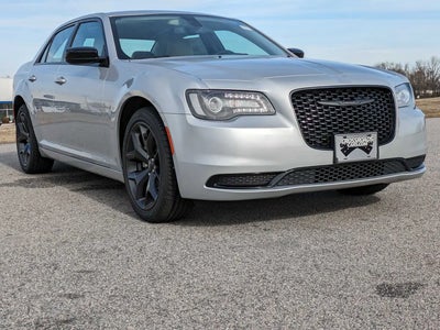 2023 Chrysler 300 Touring 4DR Sedan