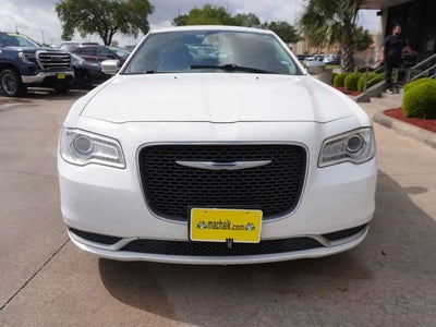2016 Chrysler 300 Limited 4DR Sedan