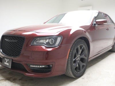 2021 Chrysler 300 Touring 4DR Sedan