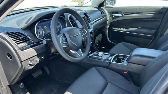 2023 Chrysler 300 Touring