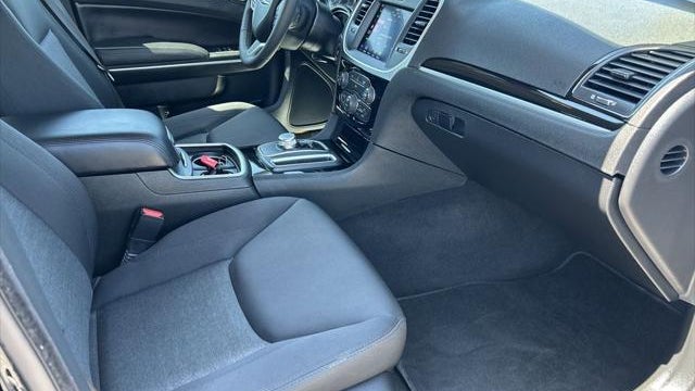 2023 Chrysler 300 Touring