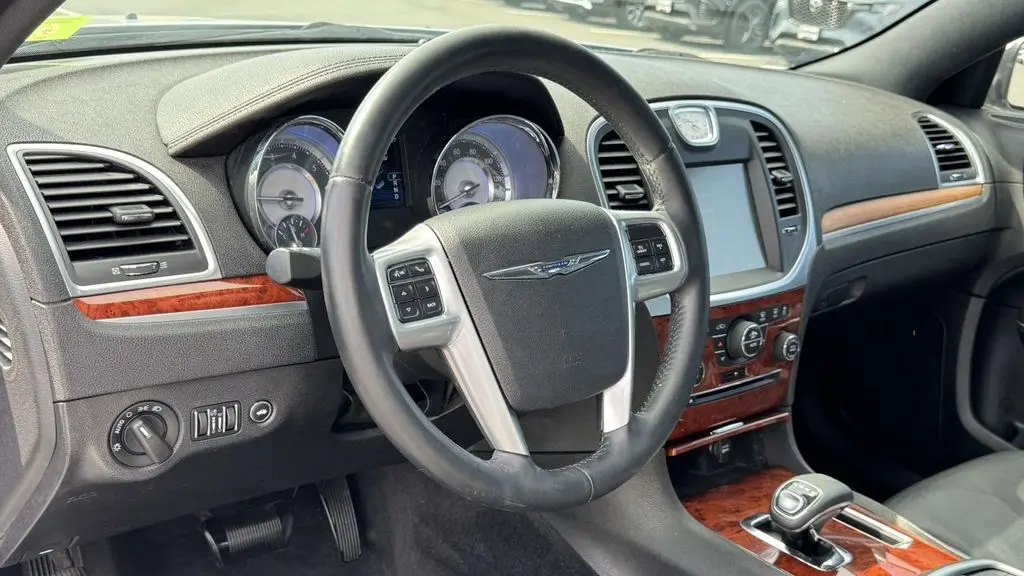2013 Chrysler 300 Base