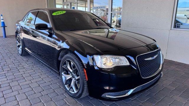 2018 Chrysler 300 Touring