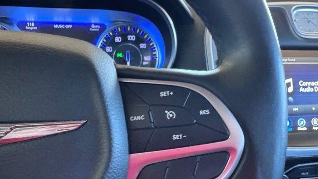 2018 Chrysler 300 Touring