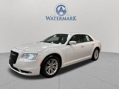 2018 Chrysler 300 Touring L 4DR Sedan