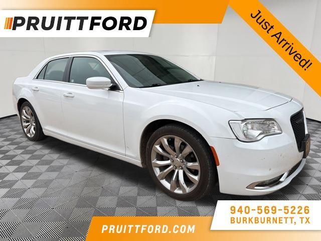 2020 Chrysler 300