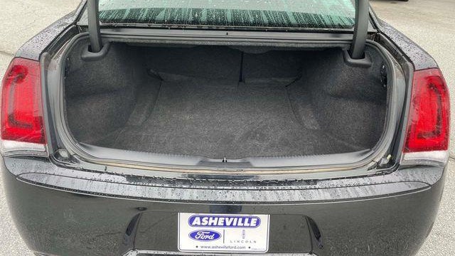 2021 Chrysler 300 Touring