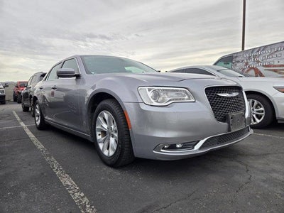 2016 Chrysler 300 Limited 4DR Sedan