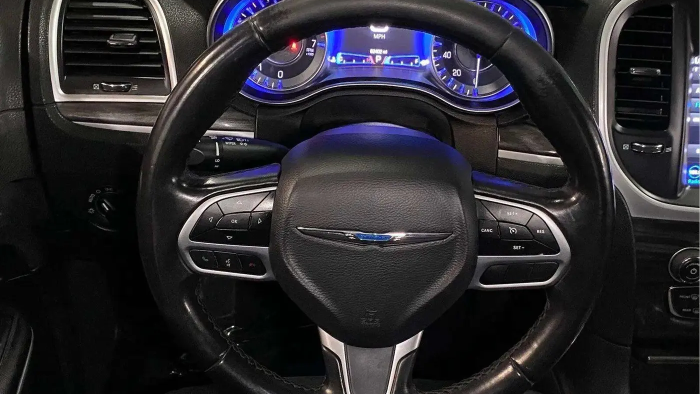 2019 Chrysler 300 Touring