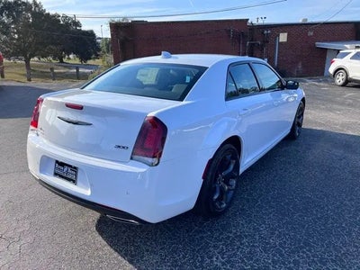 2023 Chrysler 300 Touring 4DR Sedan