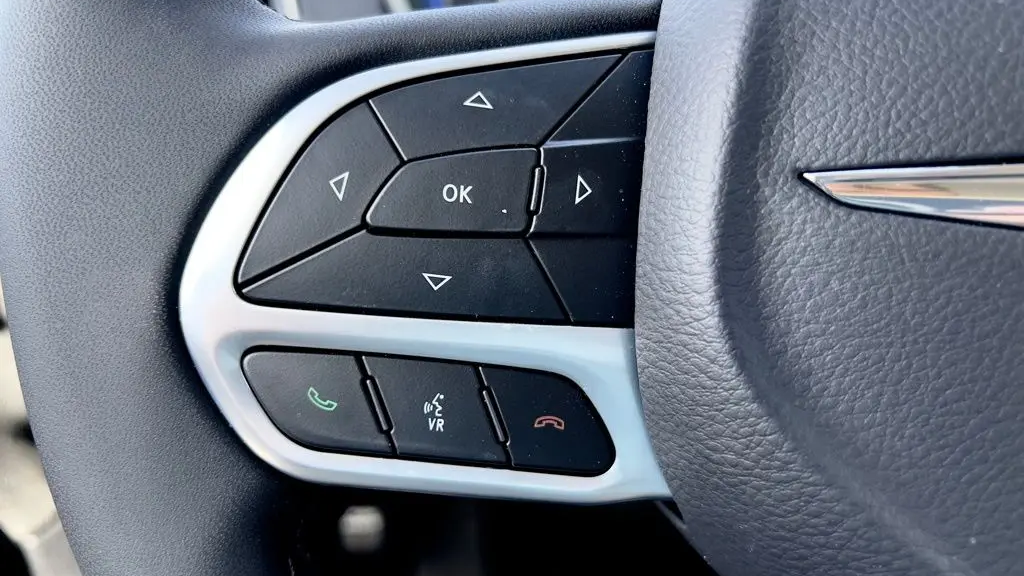 2023 Chrysler 300 Touring