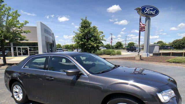 Preowned 2015 Chrysler 300 Limited for Sale