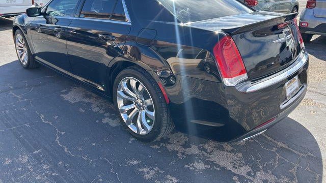2018 Chrysler 300 Touring L