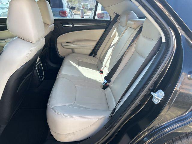 2018 Chrysler 300 - $14,995
