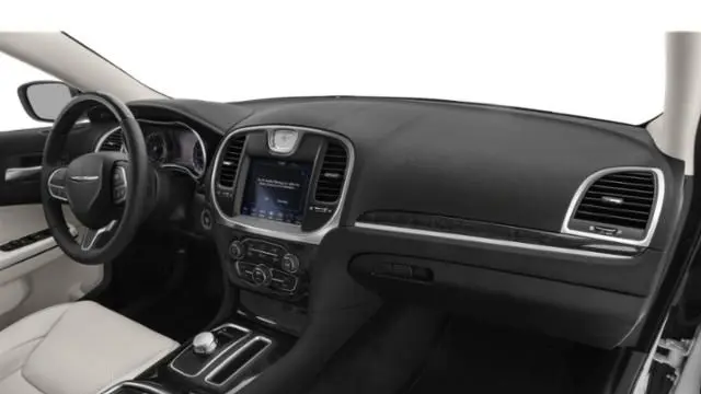 2019 Chrysler 300 Touring