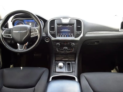2019 Chrysler 300 Touring 4DR Sedan