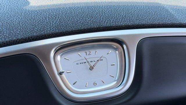 2021 Chrysler 300 Touring