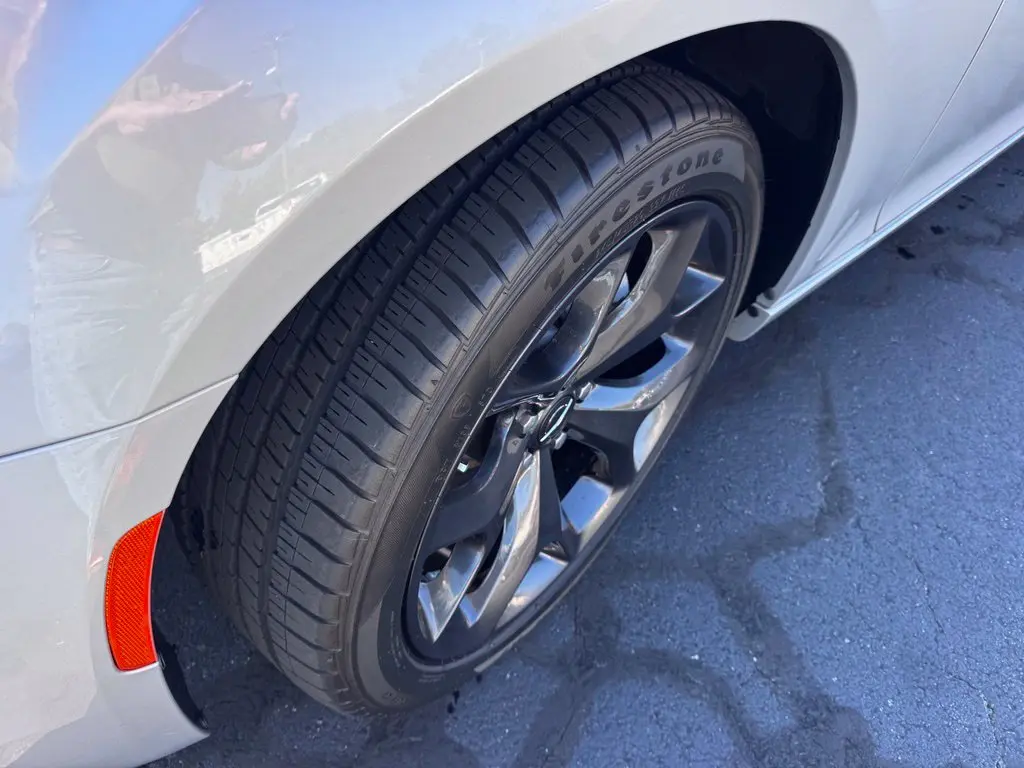 2023 Chrysler 300 - $30,596