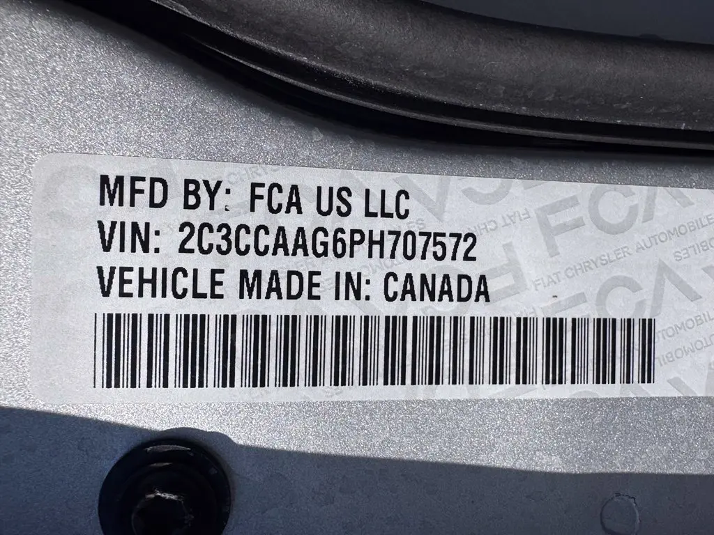 2023 Chrysler 300 - $30,596