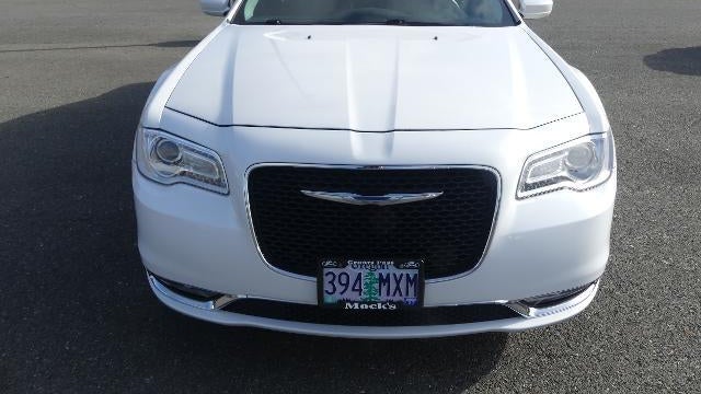 2015 Chrysler 300 Limited