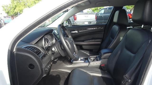 2015 Chrysler 300 Limited