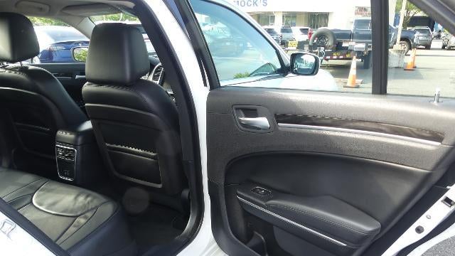 2015 Chrysler 300 Limited