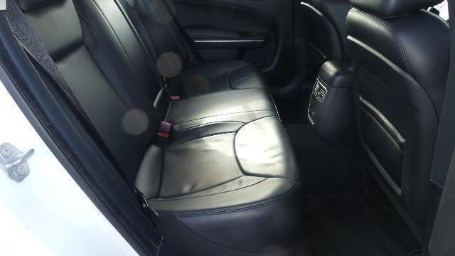 2015 Chrysler 300 Limited