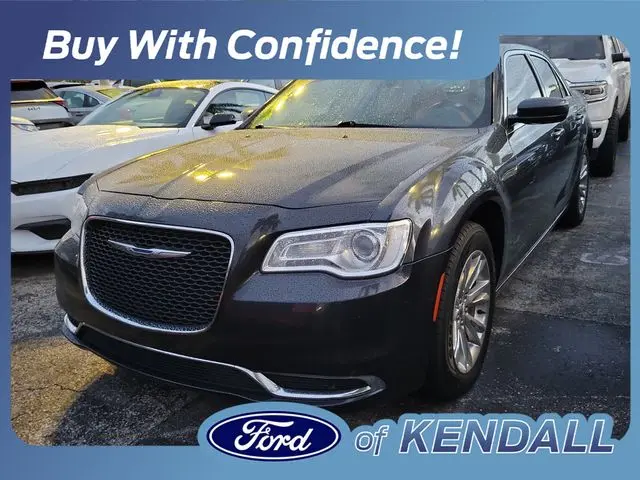 2017 Chrysler 300