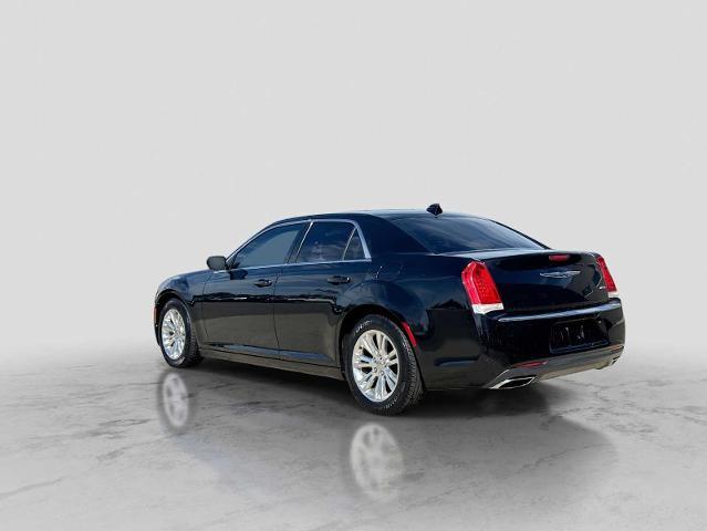 2017 Chrysler 300 - $10,275