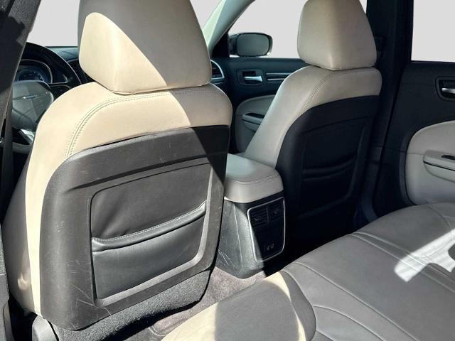 2017 Chrysler 300 - $10,275