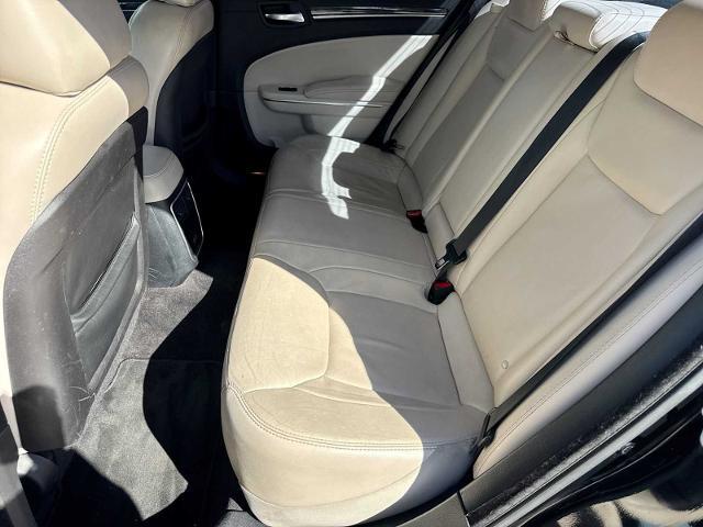 2017 Chrysler 300 - $10,275
