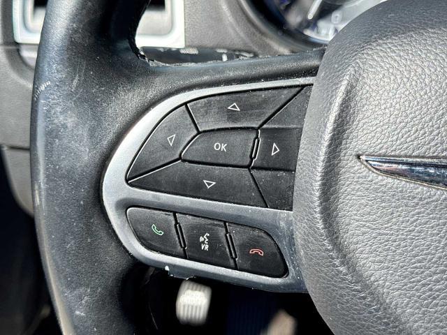 2017 Chrysler 300 - $10,275