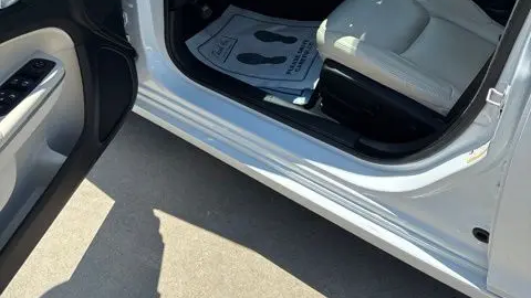 2020 Chrysler 300 Touring L