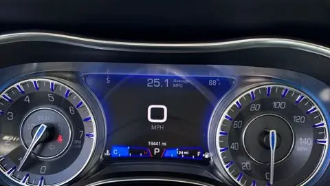2020 Chrysler 300 Touring L