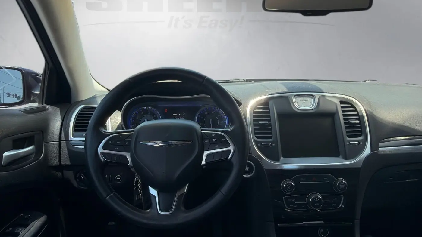 2016 Chrysler 300 Limited