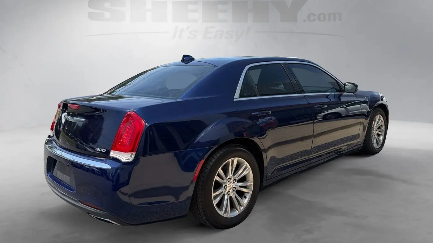 2016 Chrysler 300 Limited